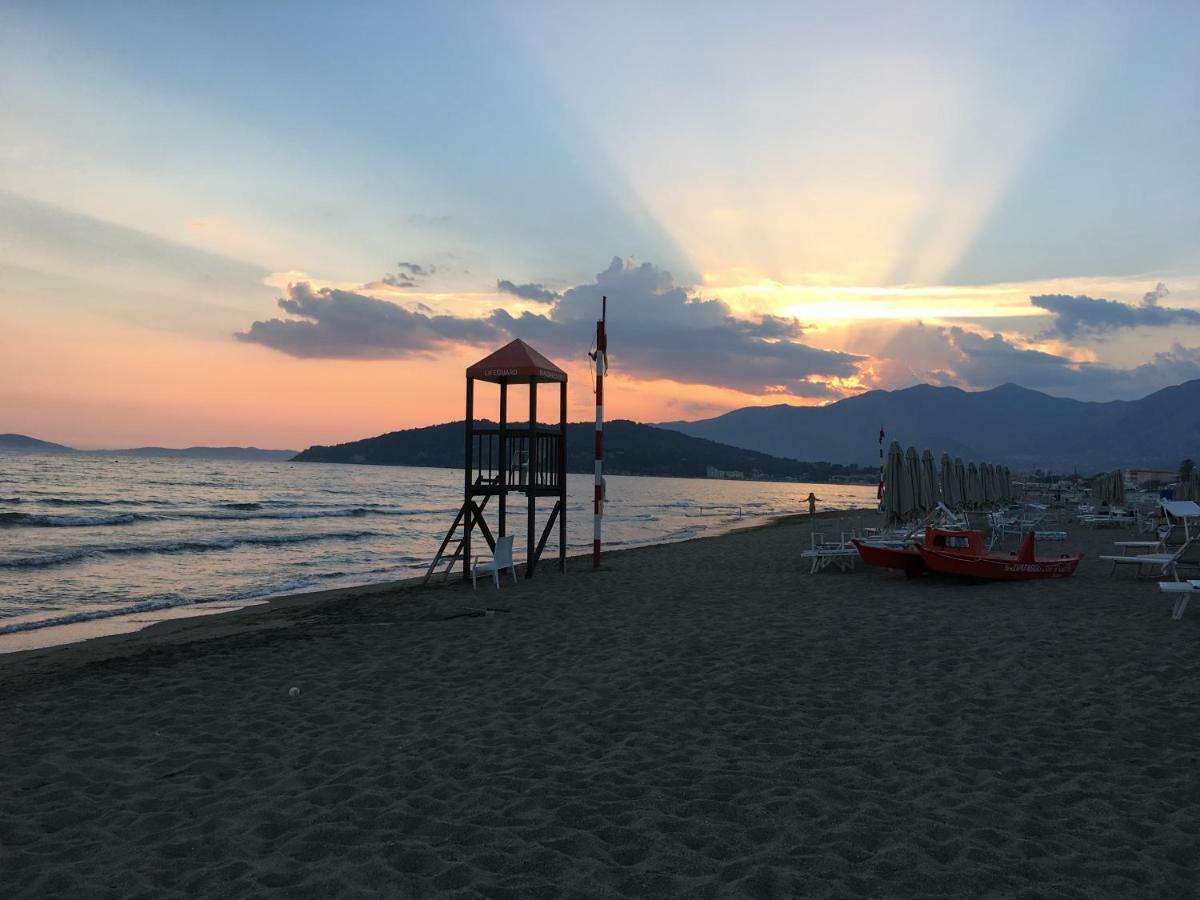 Bed&Beach Scauri  Kültér fotó